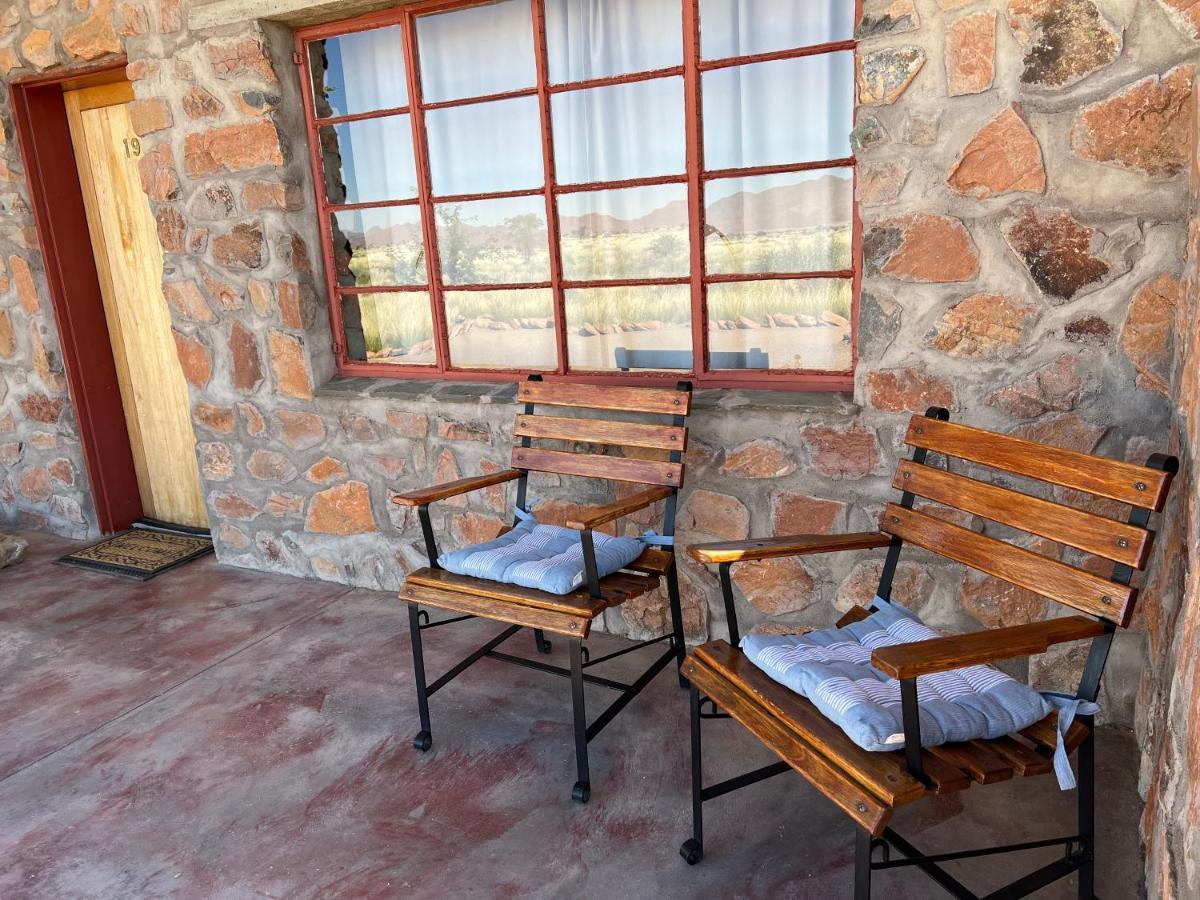 Little Sossus Lodge Сесрием Экстерьер фото